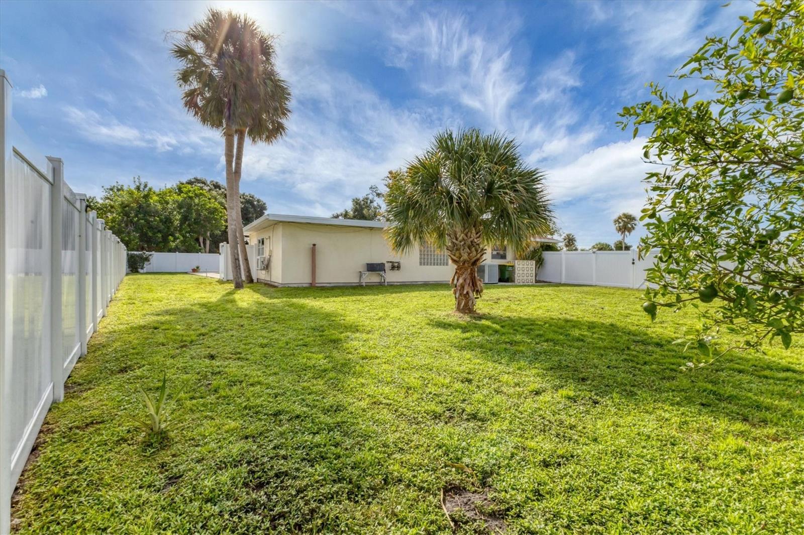 Image 44 of 50 For 3821 Calliandra Drive