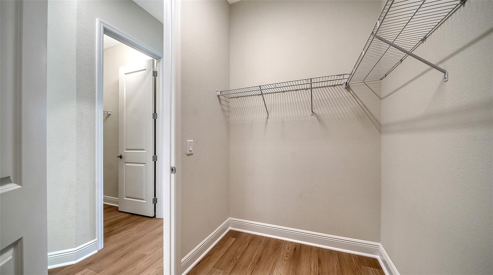 Image 28 of 47 For 10050 Crystal Isles Circle