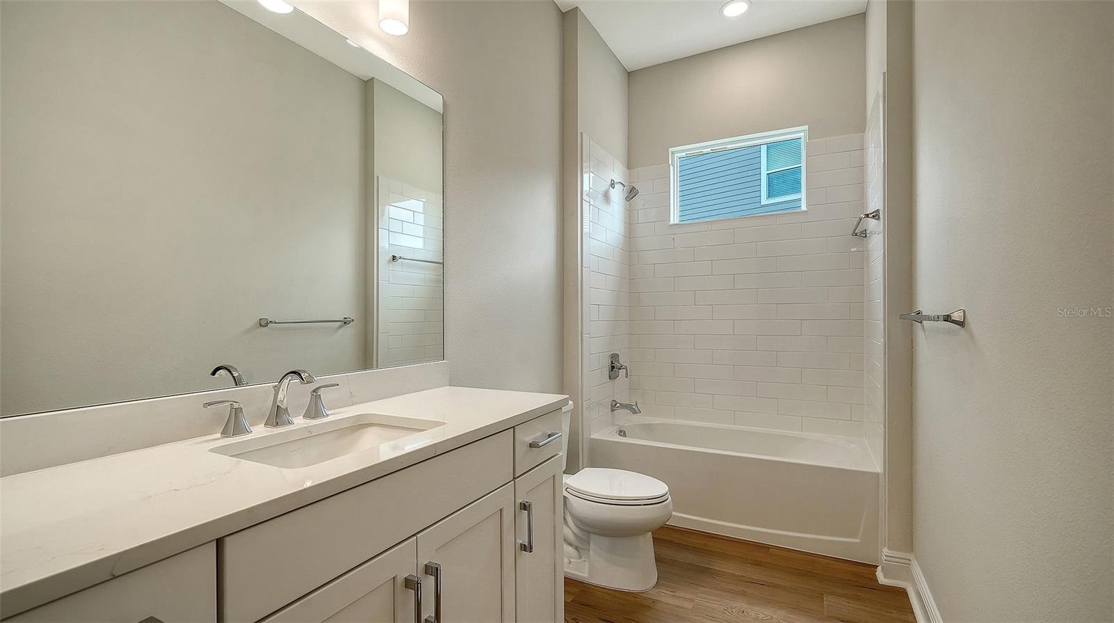 Image 34 of 47 For 10050 Crystal Isles Circle