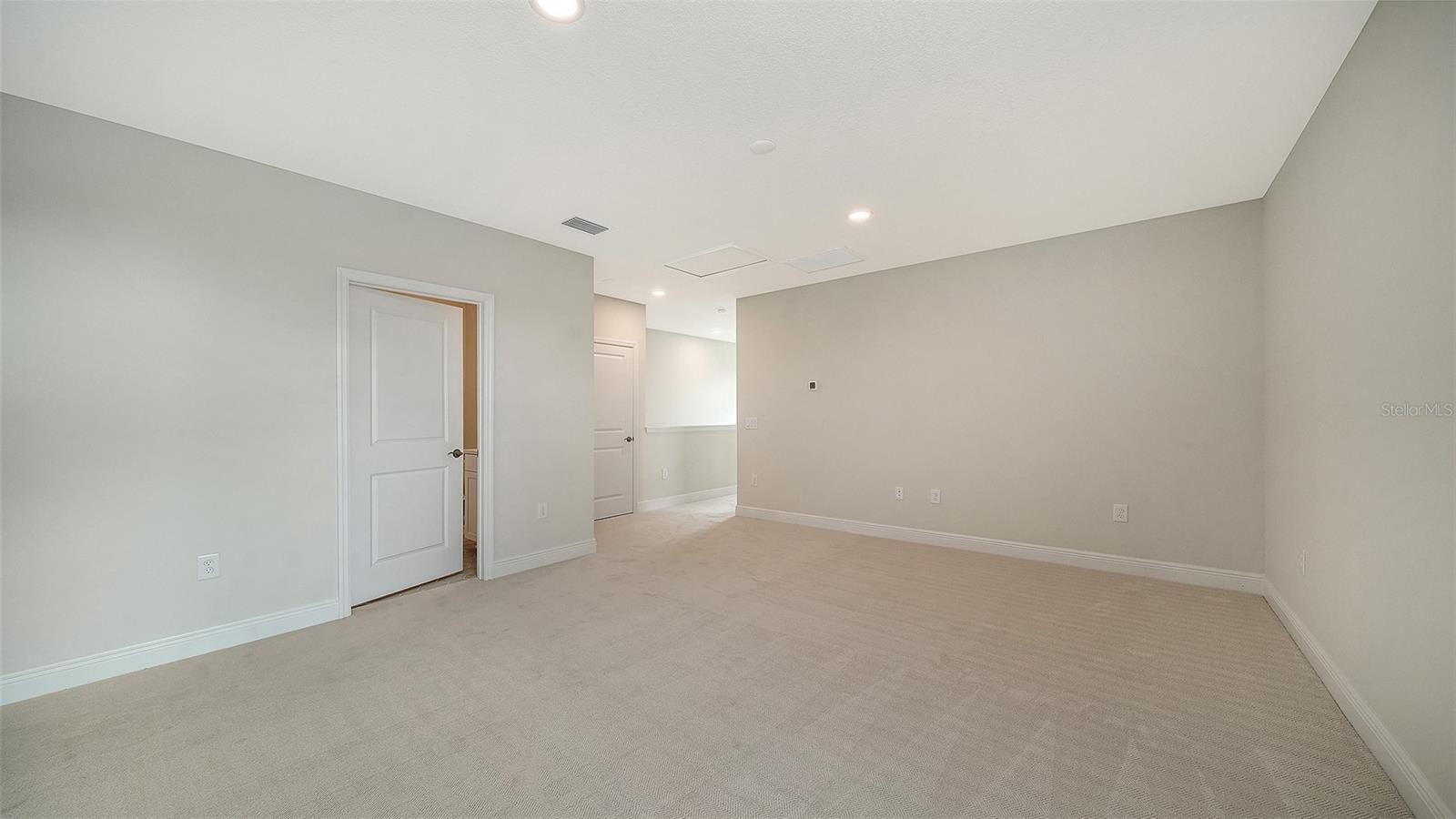 Image 42 of 47 For 10050 Crystal Isles Circle