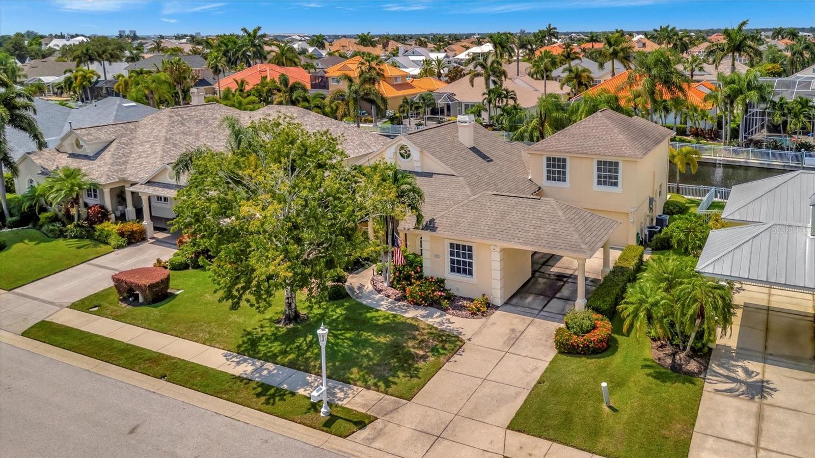 Image 4 of 31 For 4735 Halyard Drive