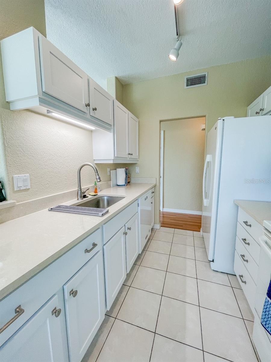 Image 16 of 41 For 1802 Auburn Lakes Circle 3
