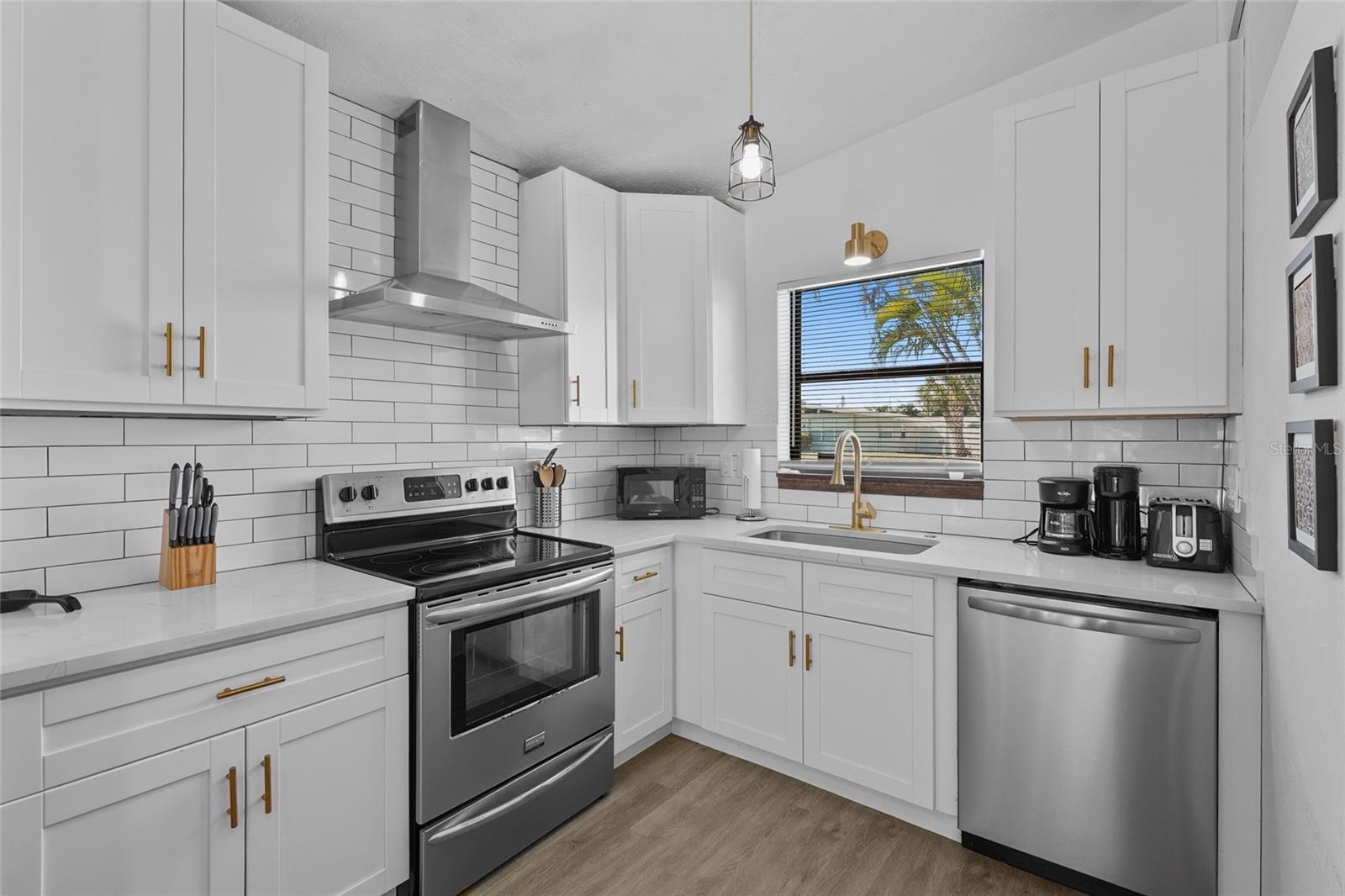 Image 3 of 46 For 5619 New York Avenue