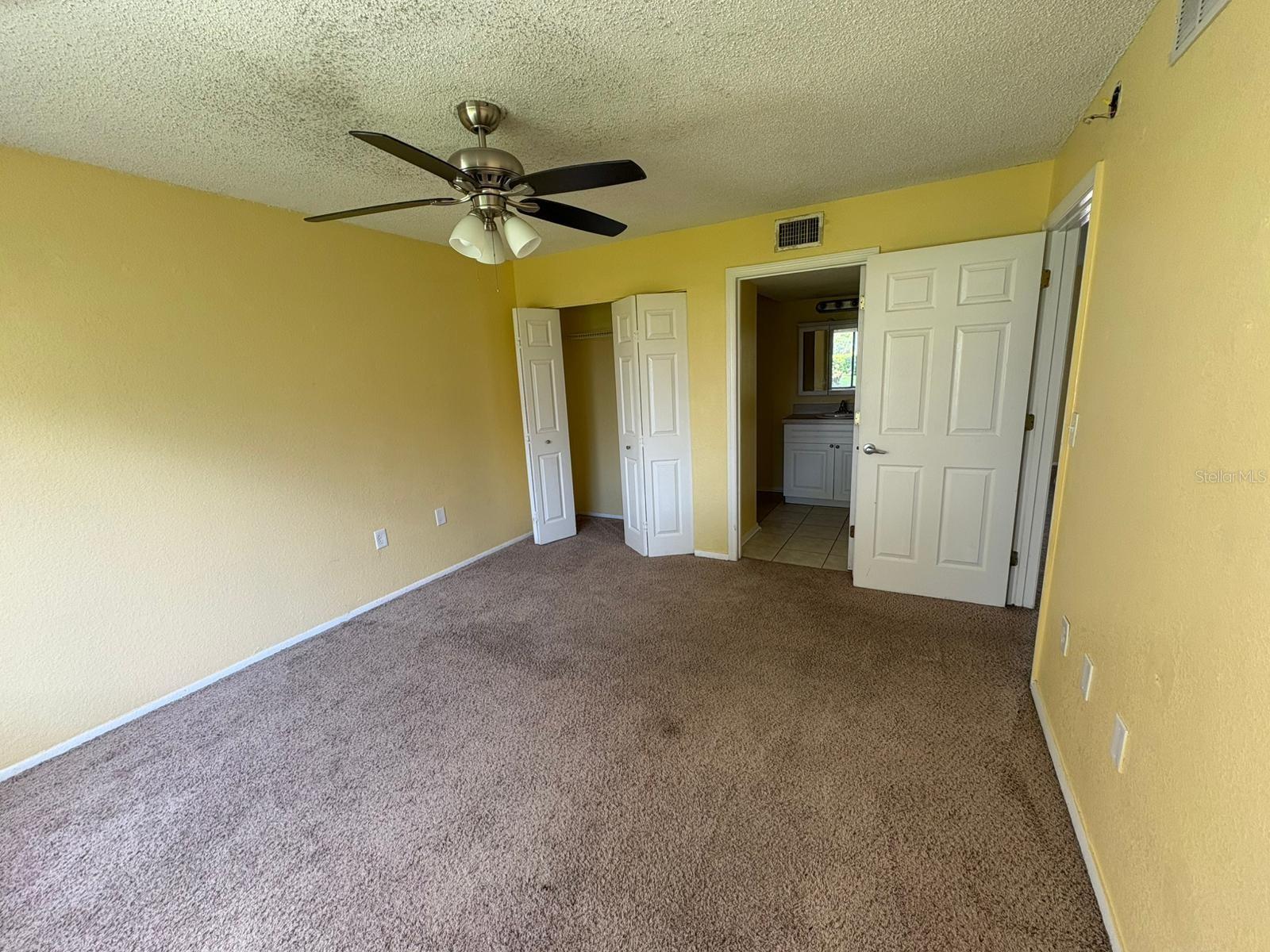 Image 9 of 11 For 5310 26th Street W 1602