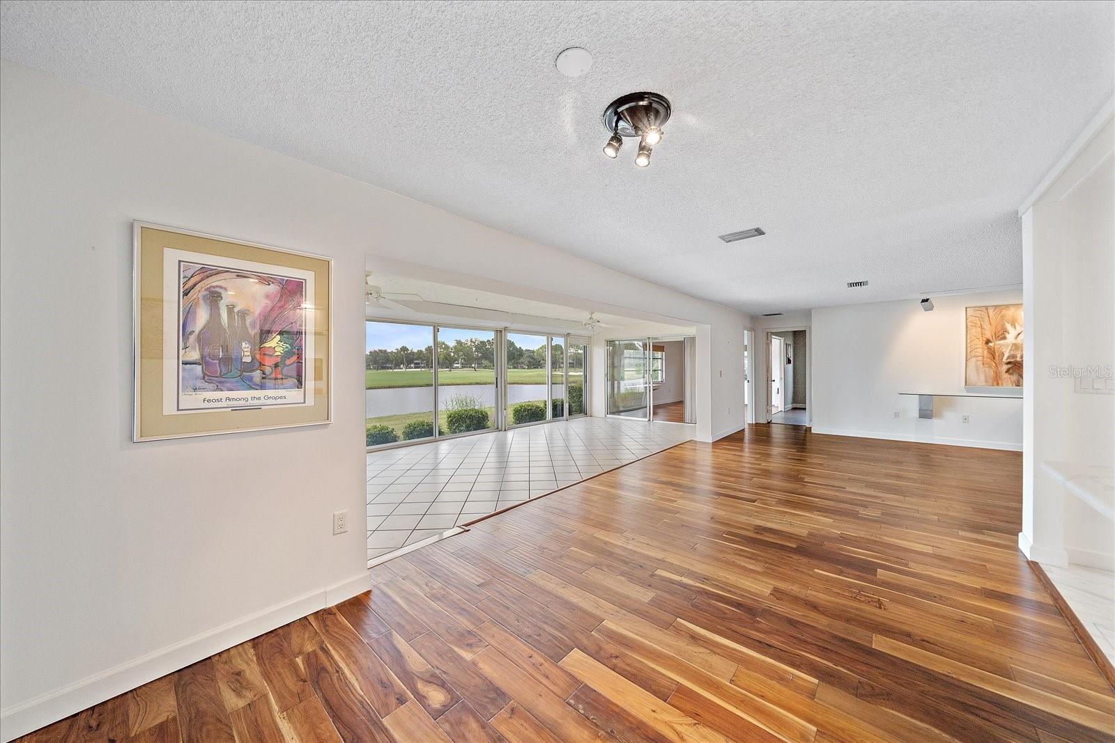 Image 11 of 36 For 7077 Country Club Drive N