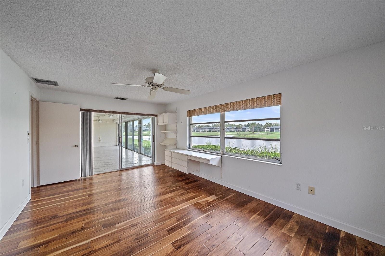 Image 18 of 36 For 7077 Country Club Drive N