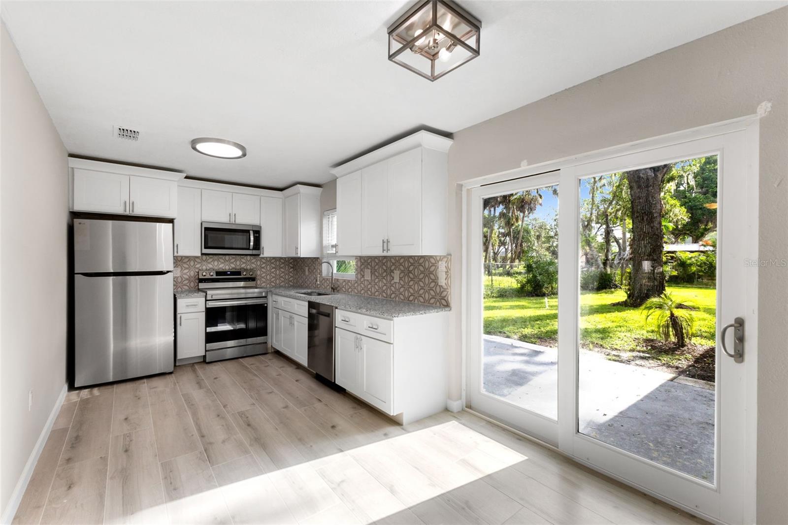 Image 10 of 46 For 111 17th Street E