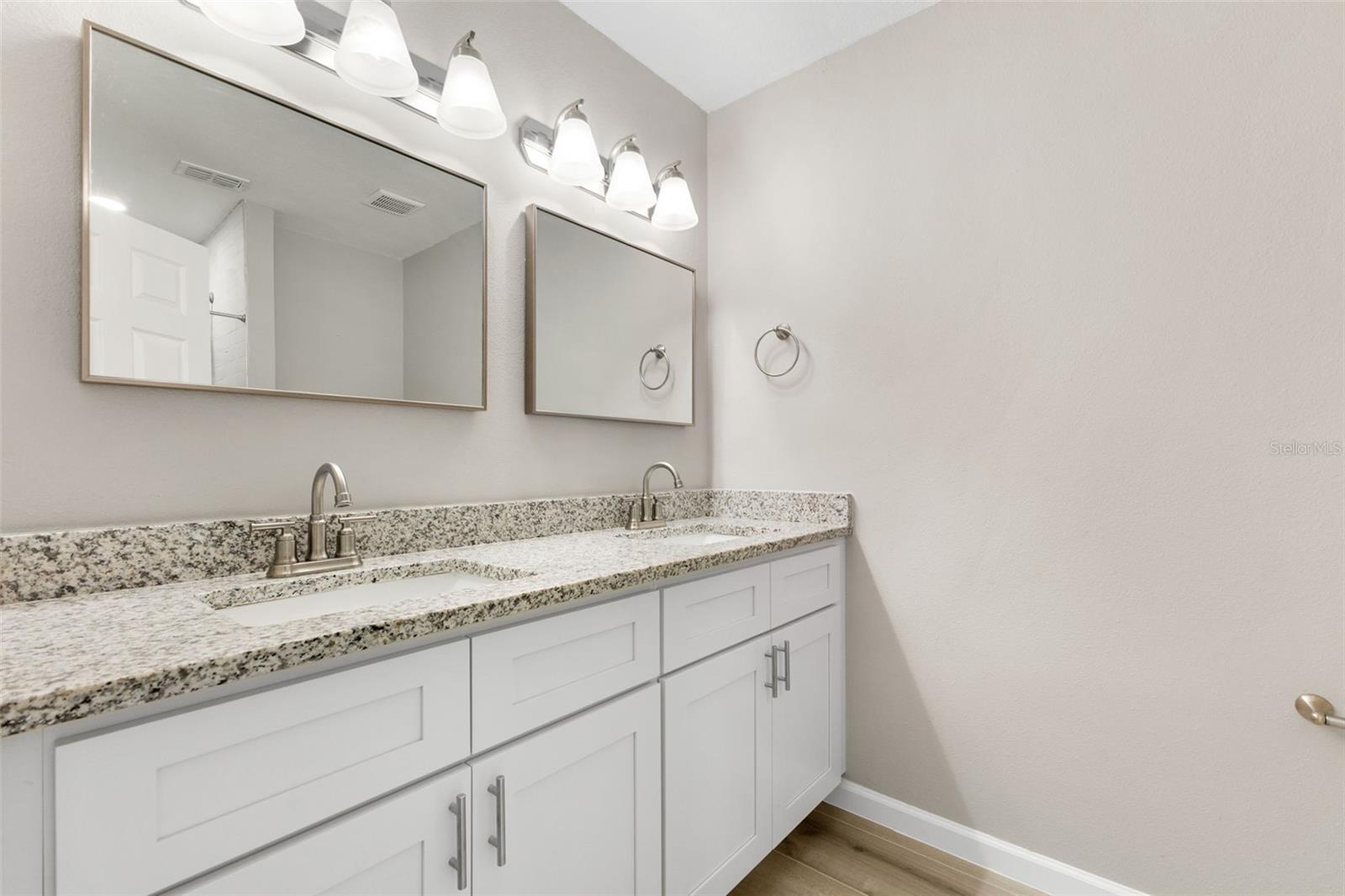 Image 18 of 46 For 111 17th Street E