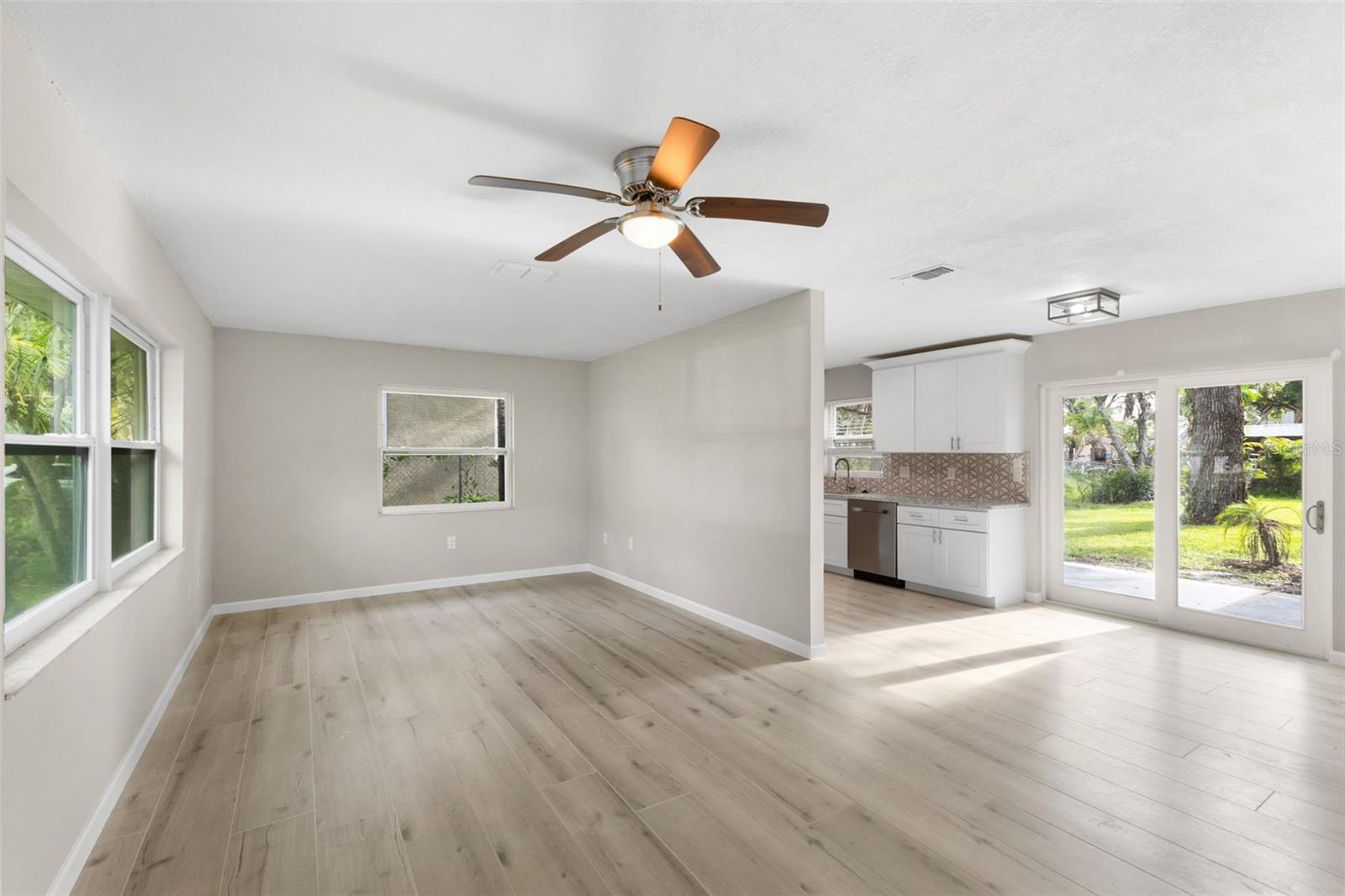 Image 6 of 46 For 111 17th Street E