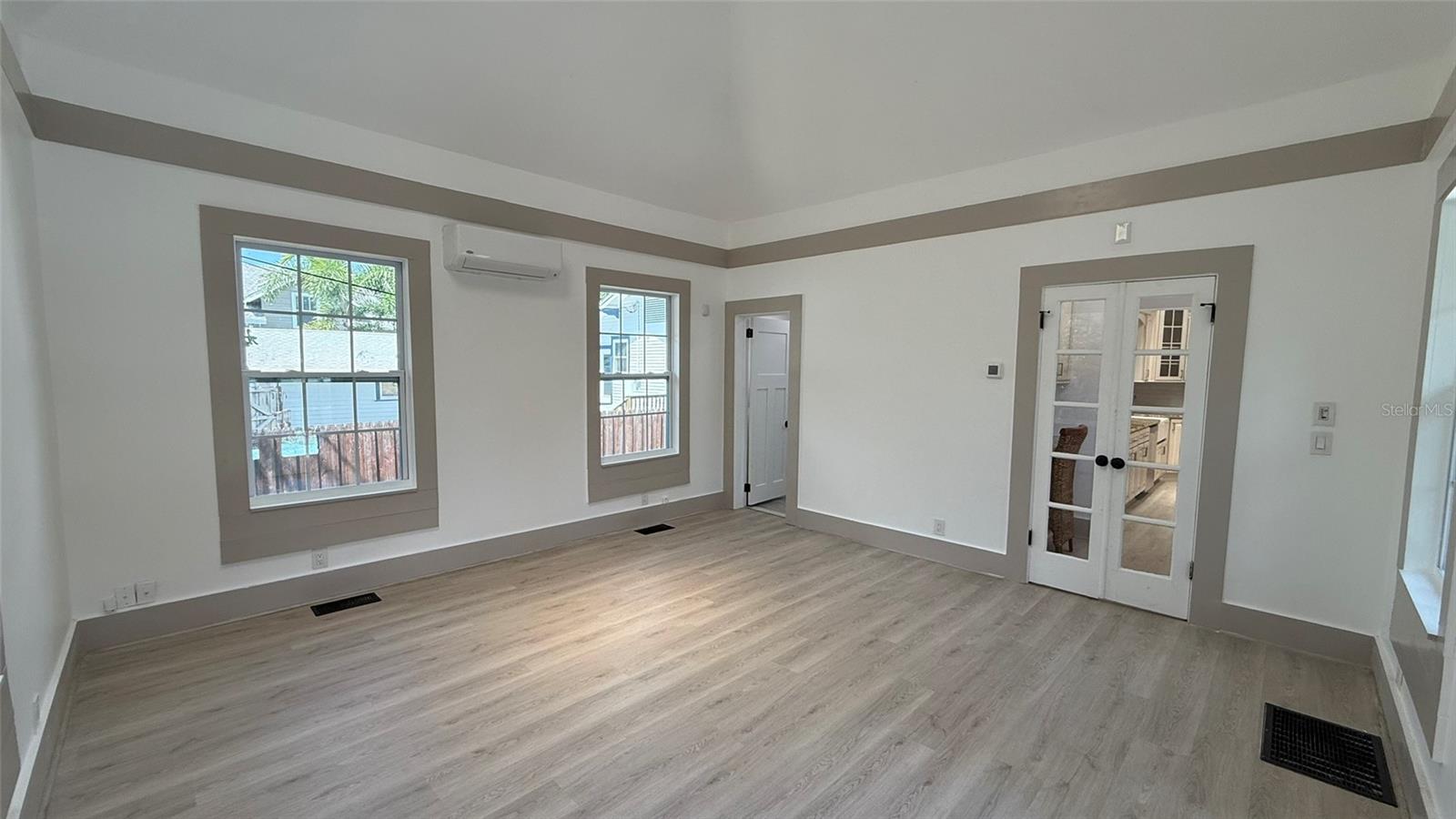 Image 48 of 98 For 1330 Cherry Street Ne