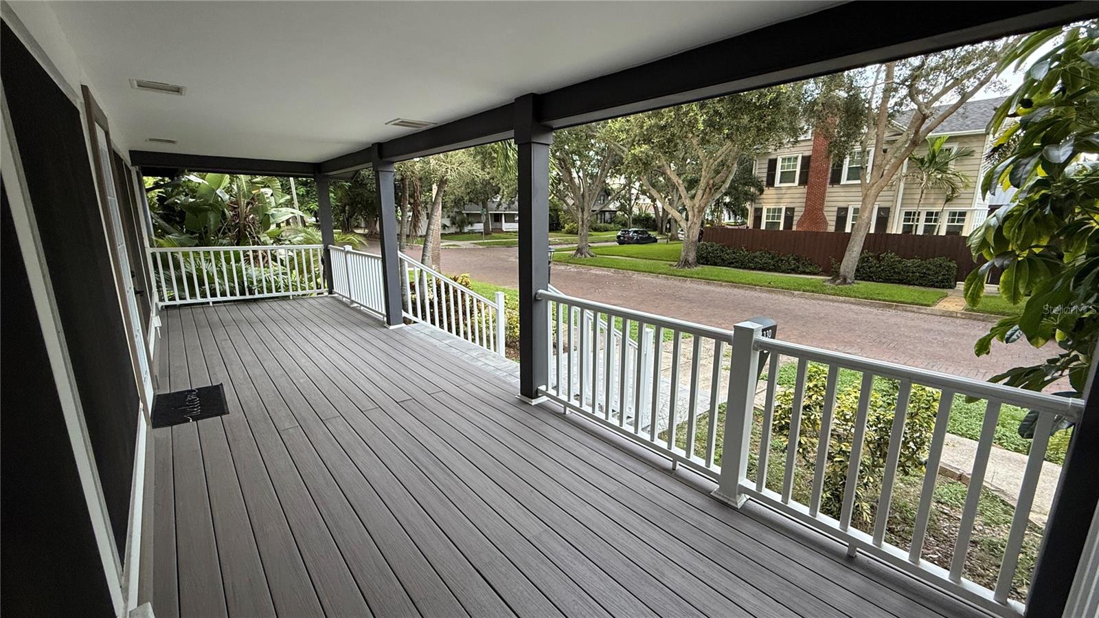 Listing photo id 5 for 1330 Cherry Street Ne