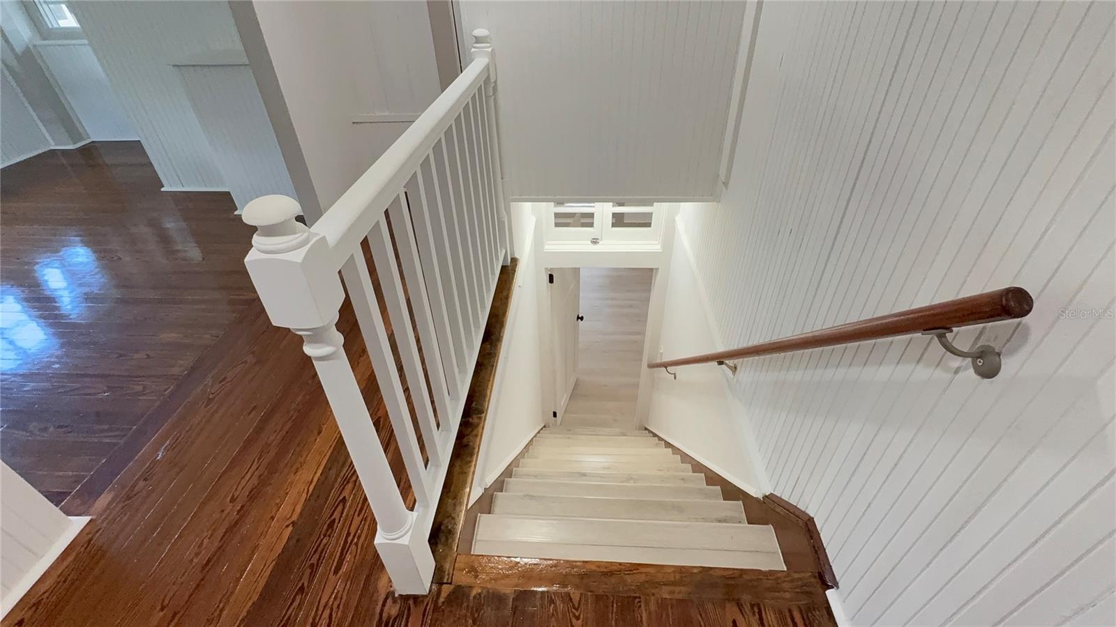 Image 77 of 98 For 1330 Cherry Street Ne