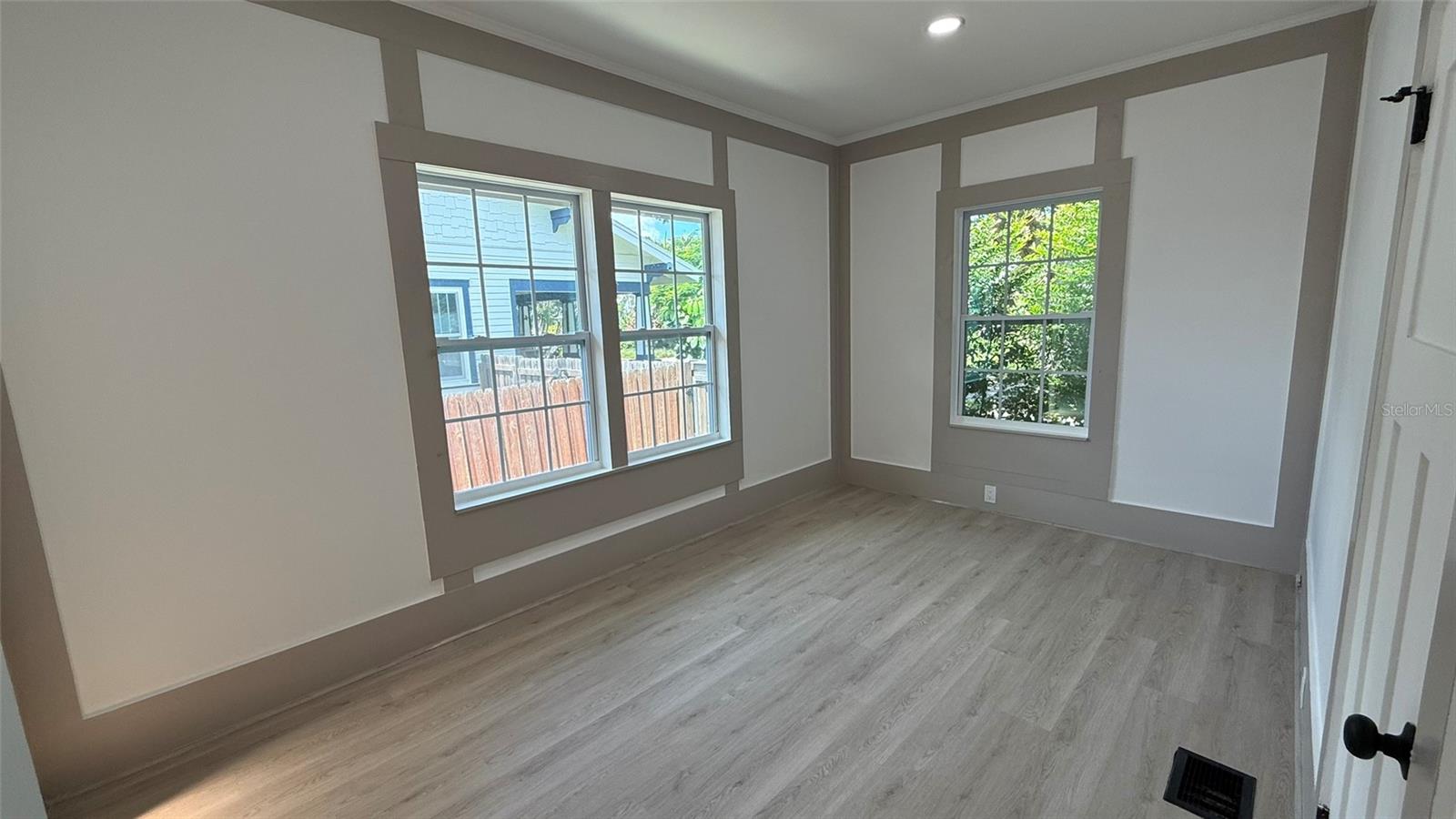Image 91 of 98 For 1330 Cherry Street Ne