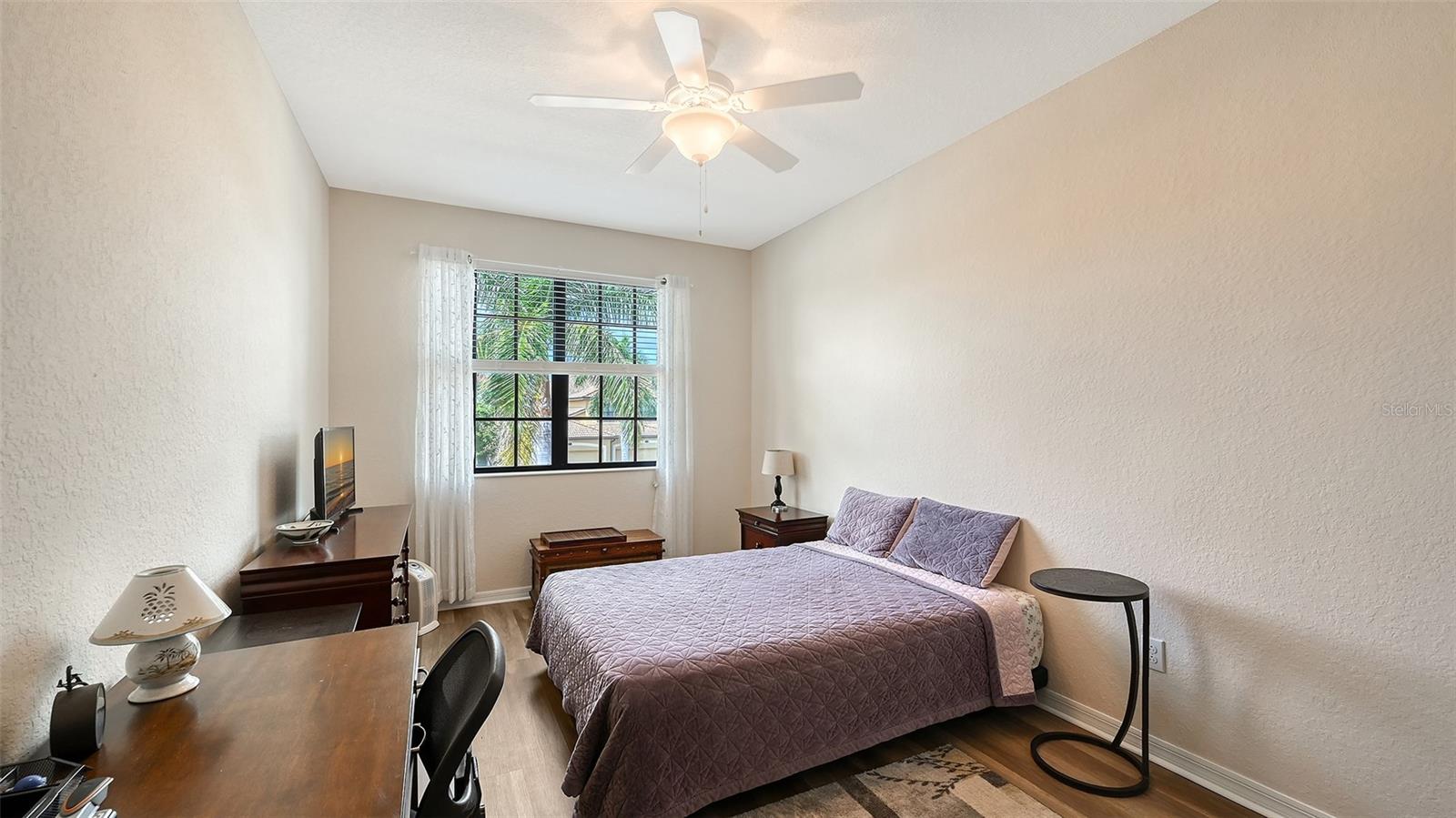 Image 21 of 42 For 115 Red Fox Court 102