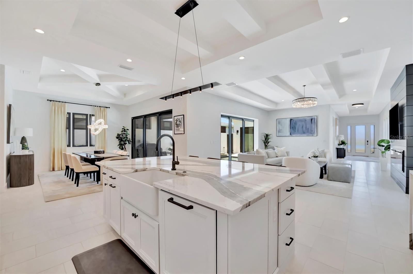 Image 15 of 61 For 5939 Redbay Boulevard