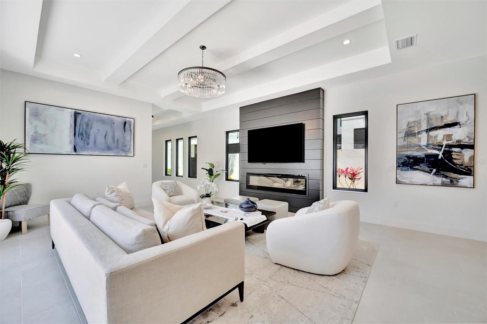 Image 8 of 61 For 5939 Redbay Boulevard