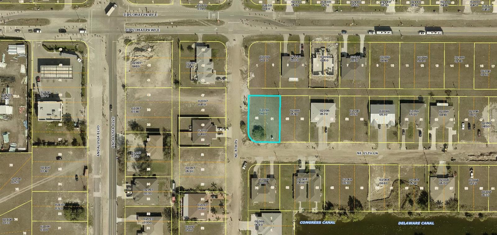 Listing Details for 821 15th Lane, CAPE CORAL, FL 33909