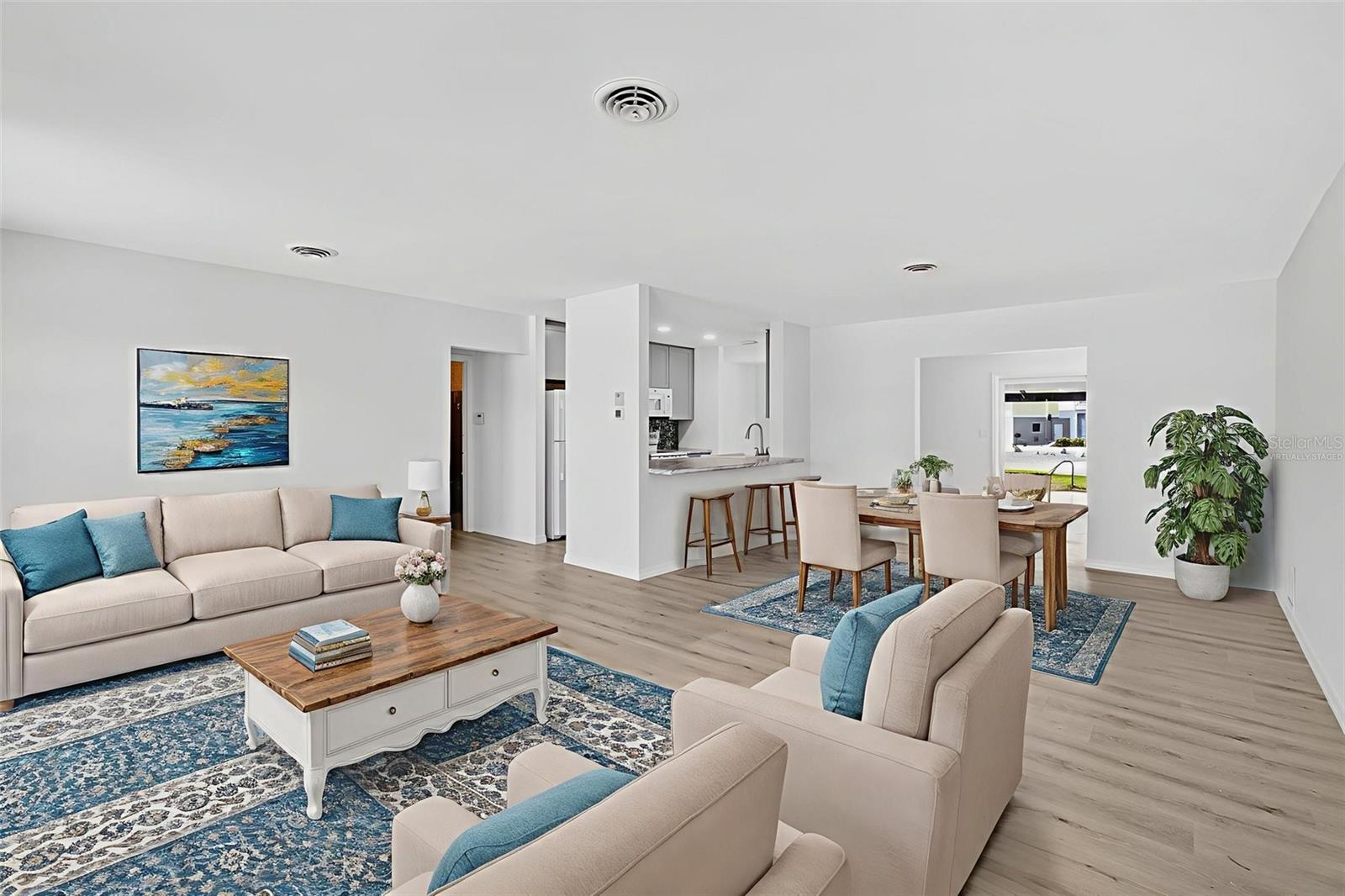 Image 21 of 32 For 915 Suncrest Lane