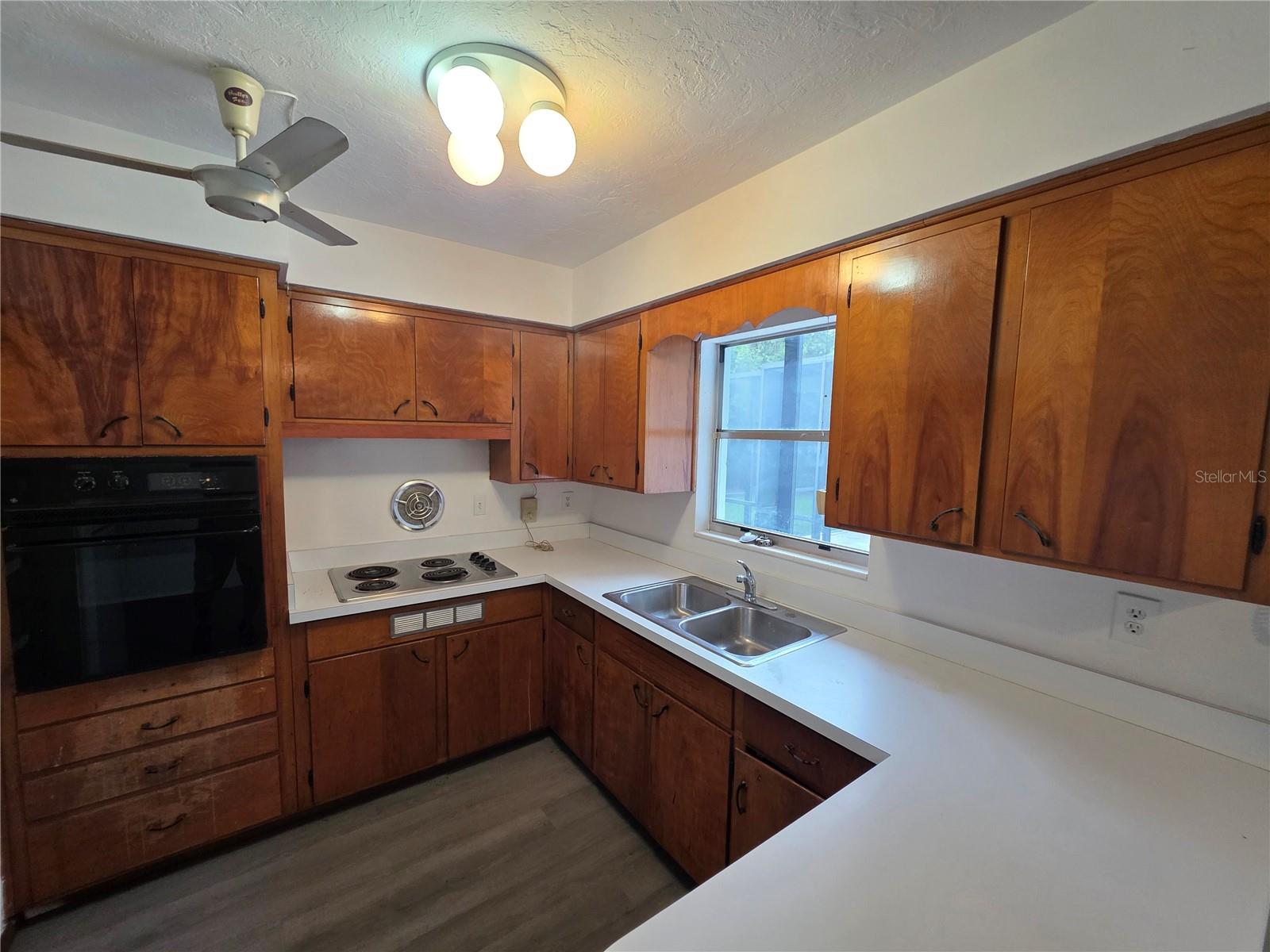 Image 10 of 26 For 4461 Maceachen Boulevard