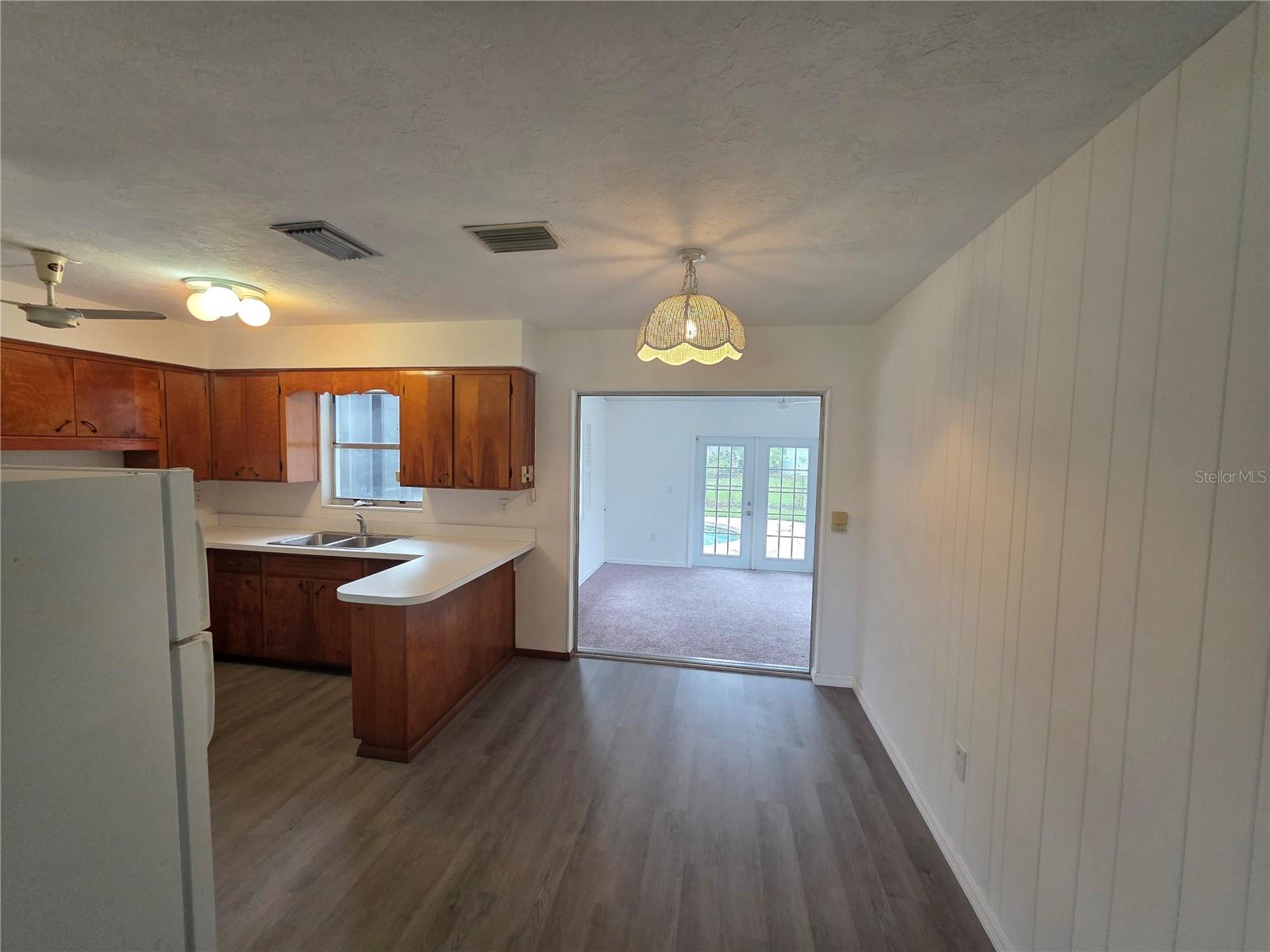 Image 15 of 26 For 4461 Maceachen Boulevard