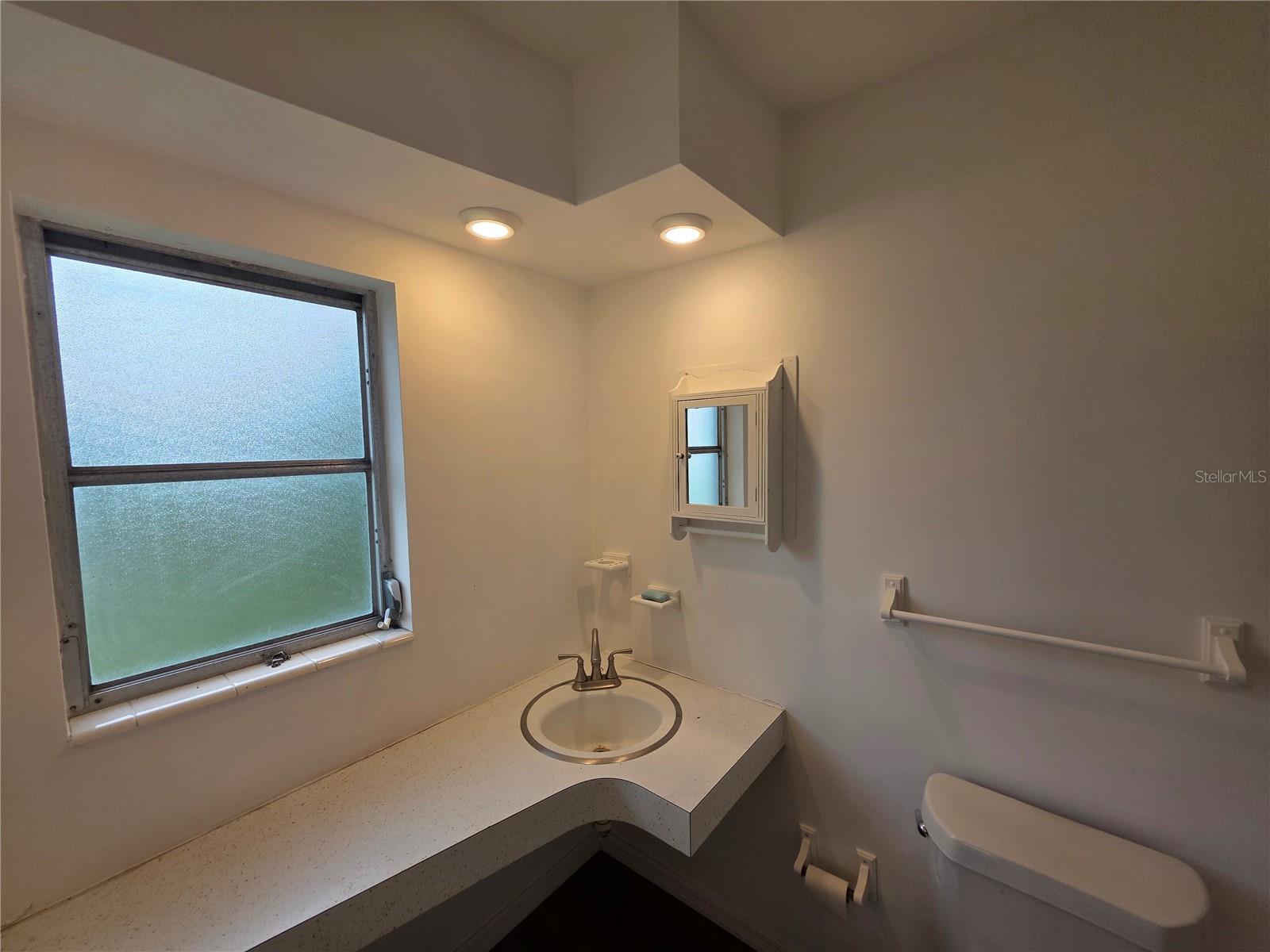 Image 22 of 26 For 4461 Maceachen Boulevard
