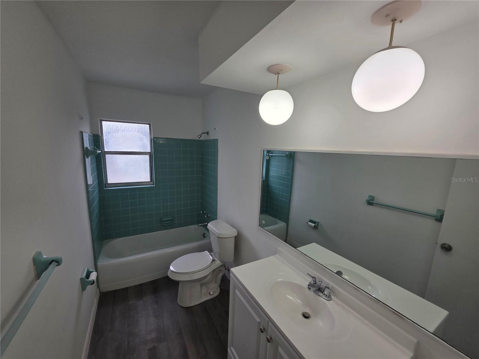 Image 24 of 26 For 4461 Maceachen Boulevard