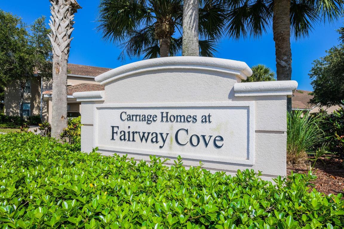 Image 4 of 86 For 811 Fairwaycove Lane 107