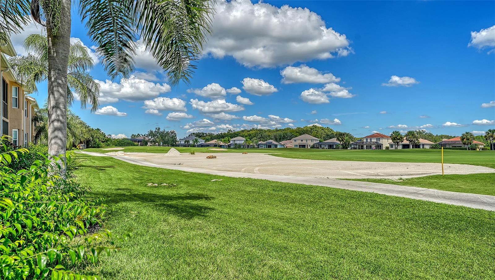 Image 42 of 86 For 811 Fairwaycove Lane 107