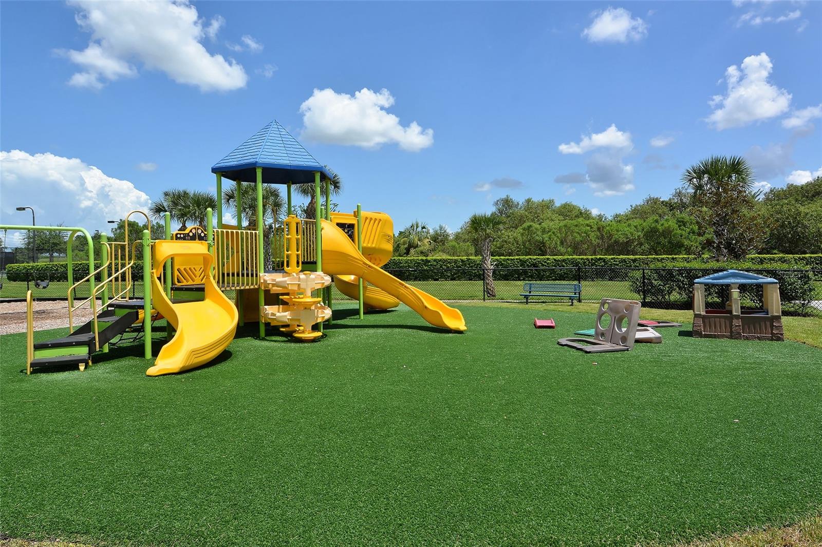Image 84 of 86 For 811 Fairwaycove Lane 107