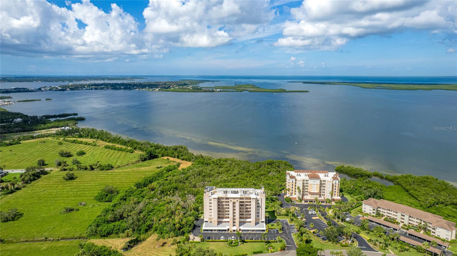Image 6 of 56 For 2625 Terra Ceia Bay Boulevard 501