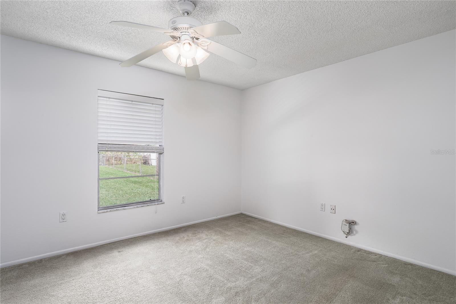 Image 11 of 23 For 1215 20th Avenue W