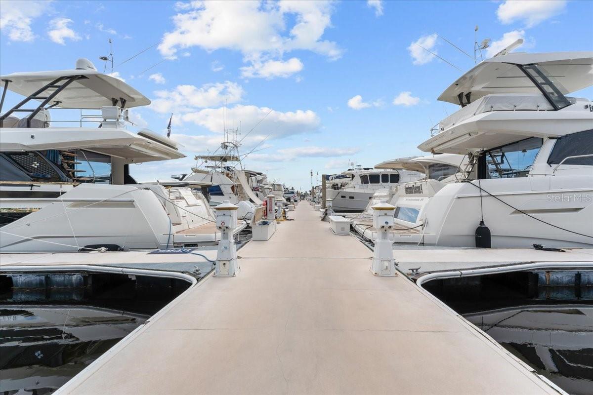 Image 8 of 25 For 102 Riviera Dunes Way N-20