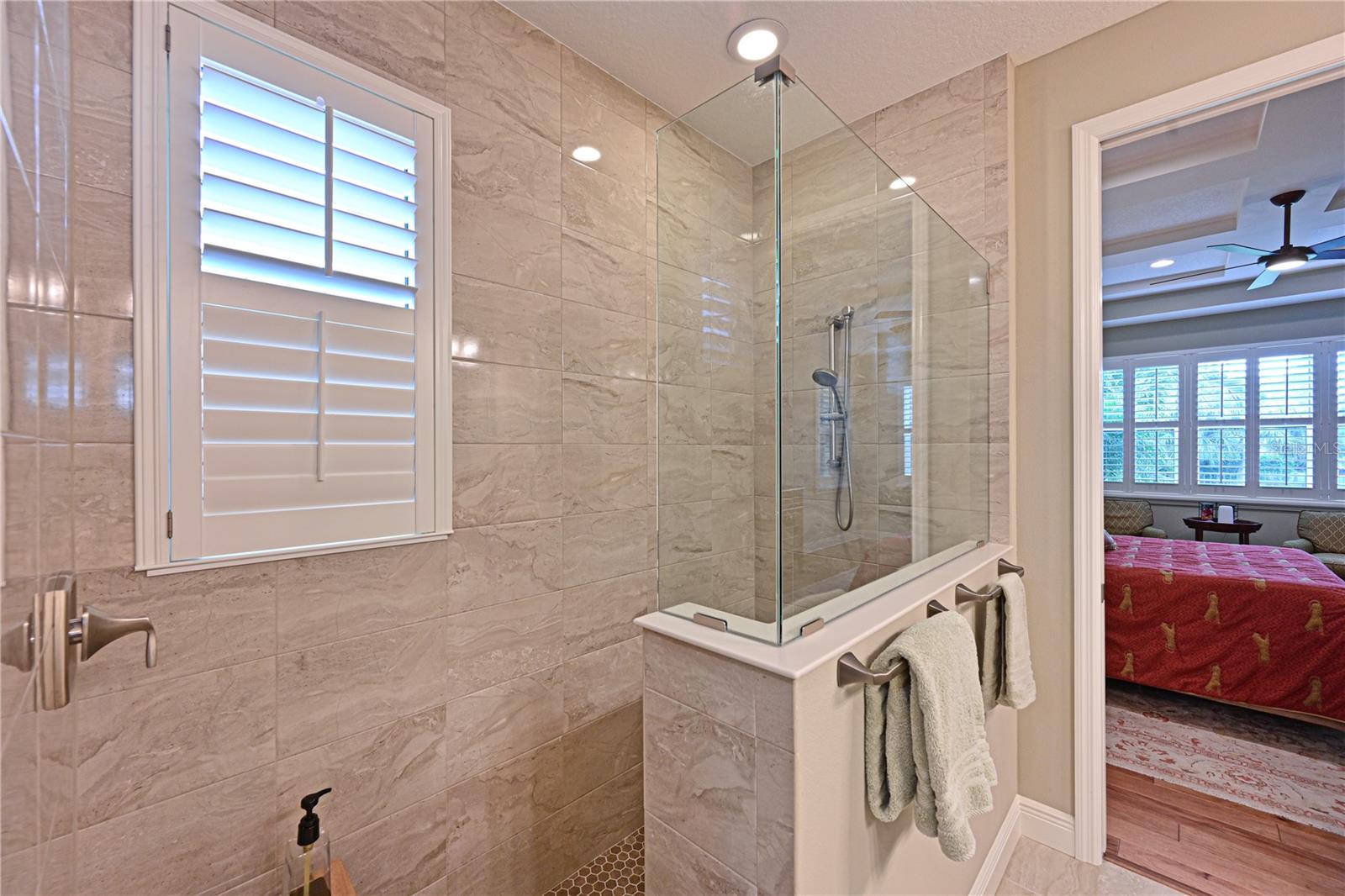 Image 16 of 42 For 8031 Sandstar Way