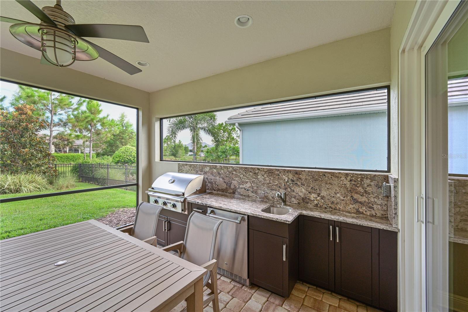 Image 21 of 42 For 8031 Sandstar Way