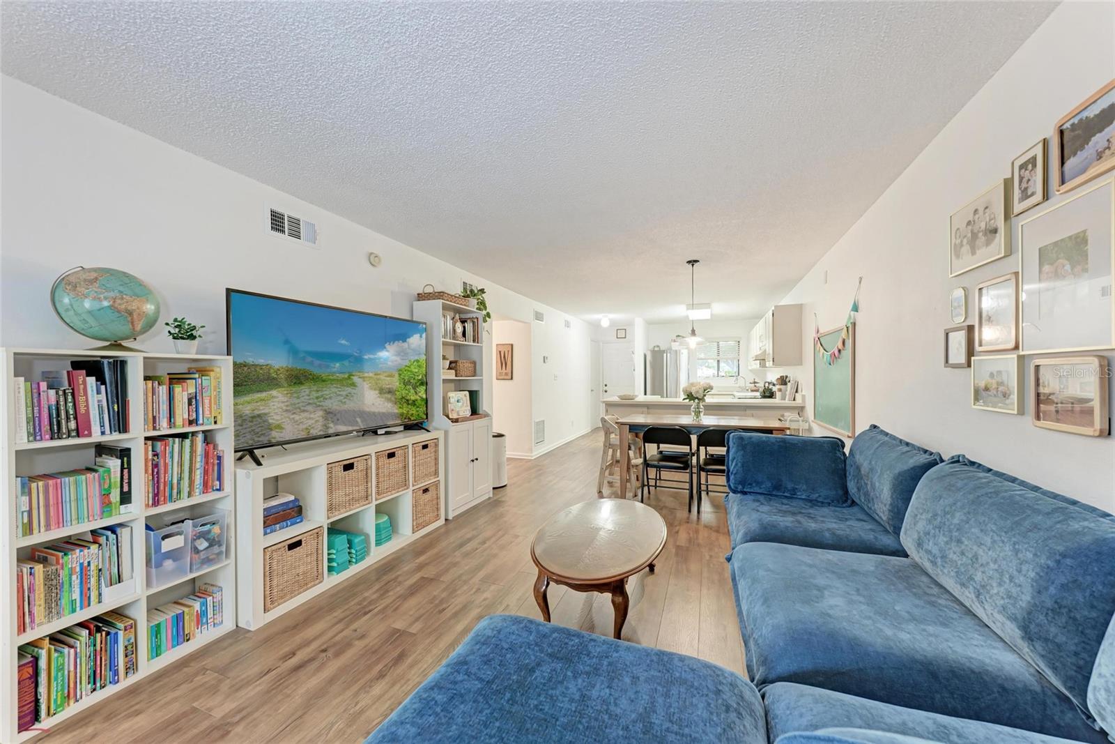 Image 12 of 29 For 6033 34th Street W 122