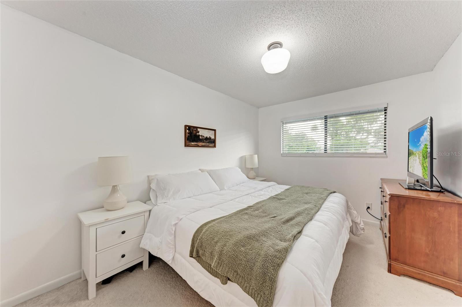 Image 13 of 29 For 6033 34th Street W 122