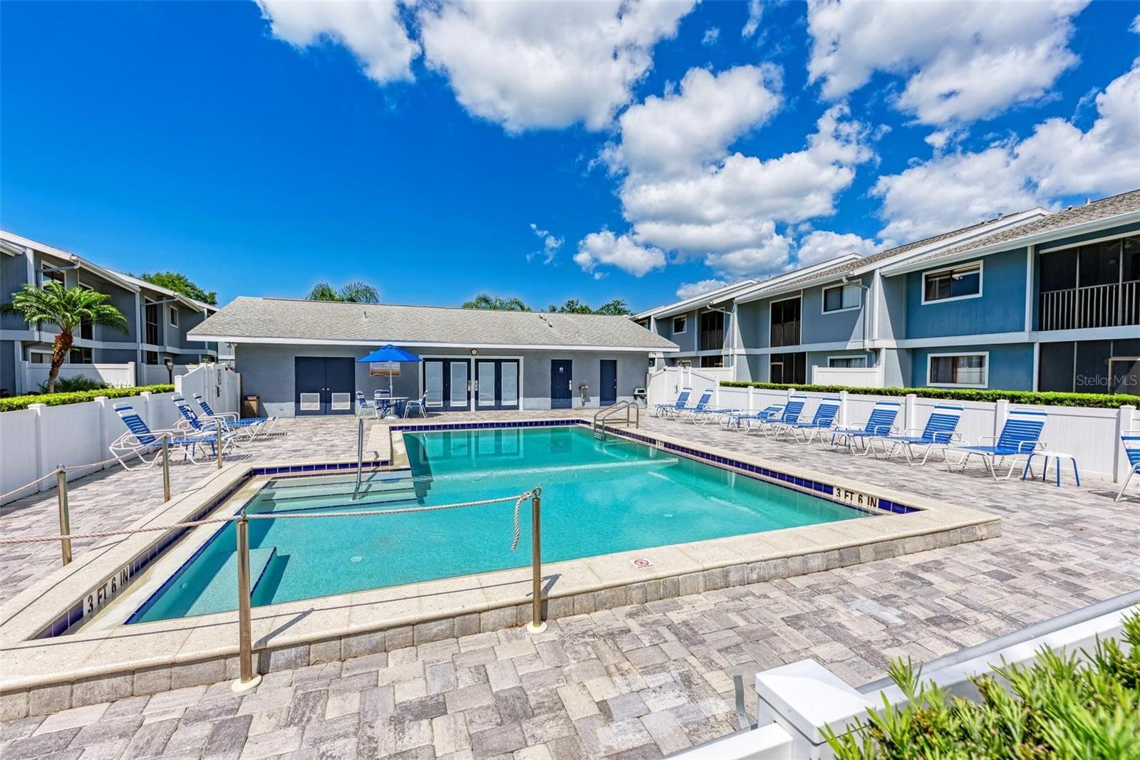 Image 21 of 29 For 6033 34th Street W 122