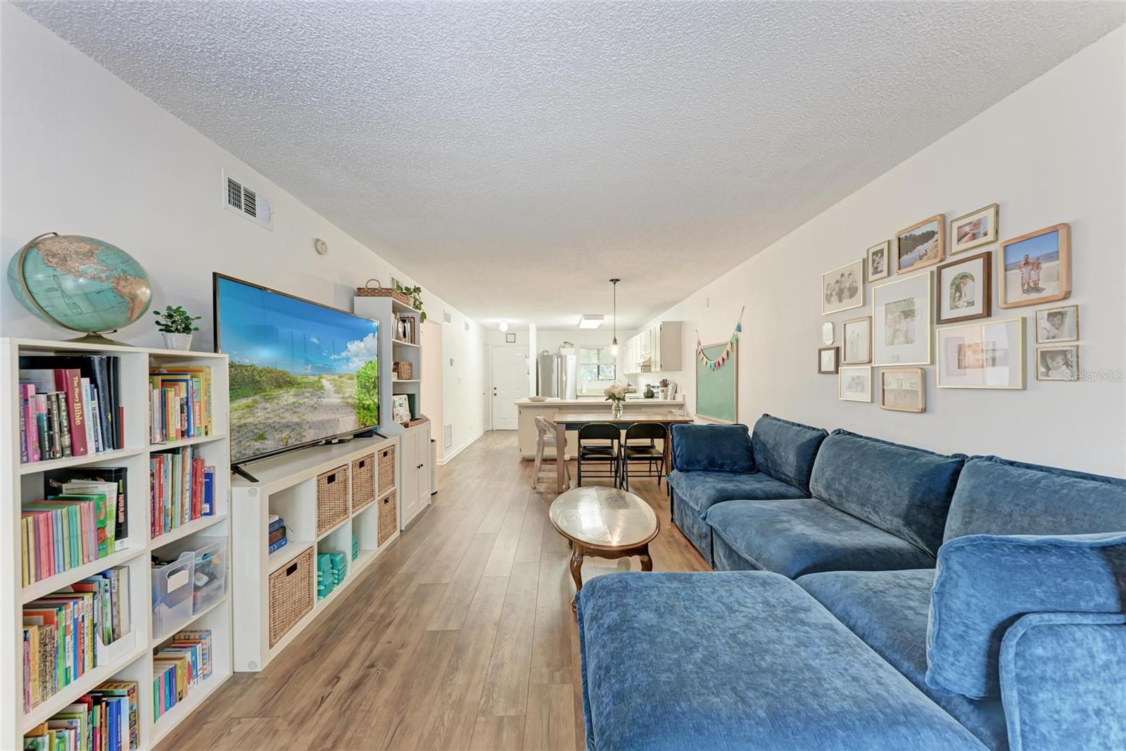 Image 8 of 29 For 6033 34th Street W 122