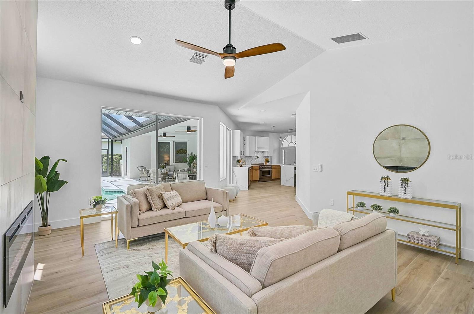 Image 24 of 63 For 2072 Tocobaga Lane