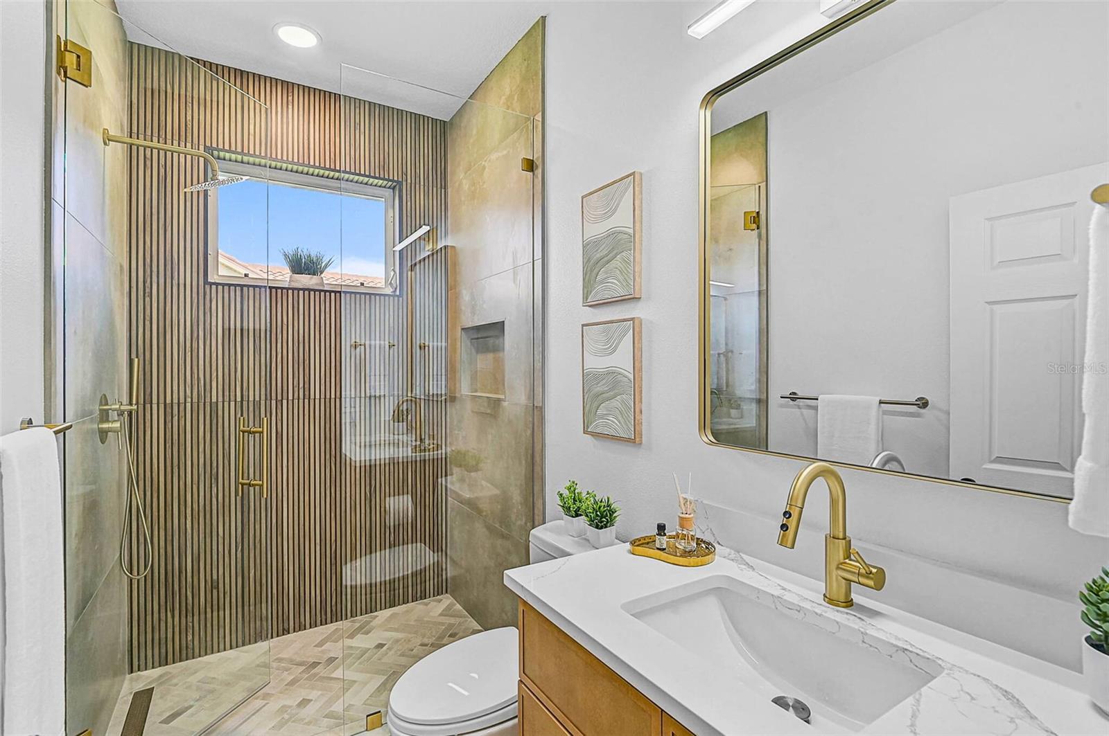 Image 36 of 63 For 2072 Tocobaga Lane