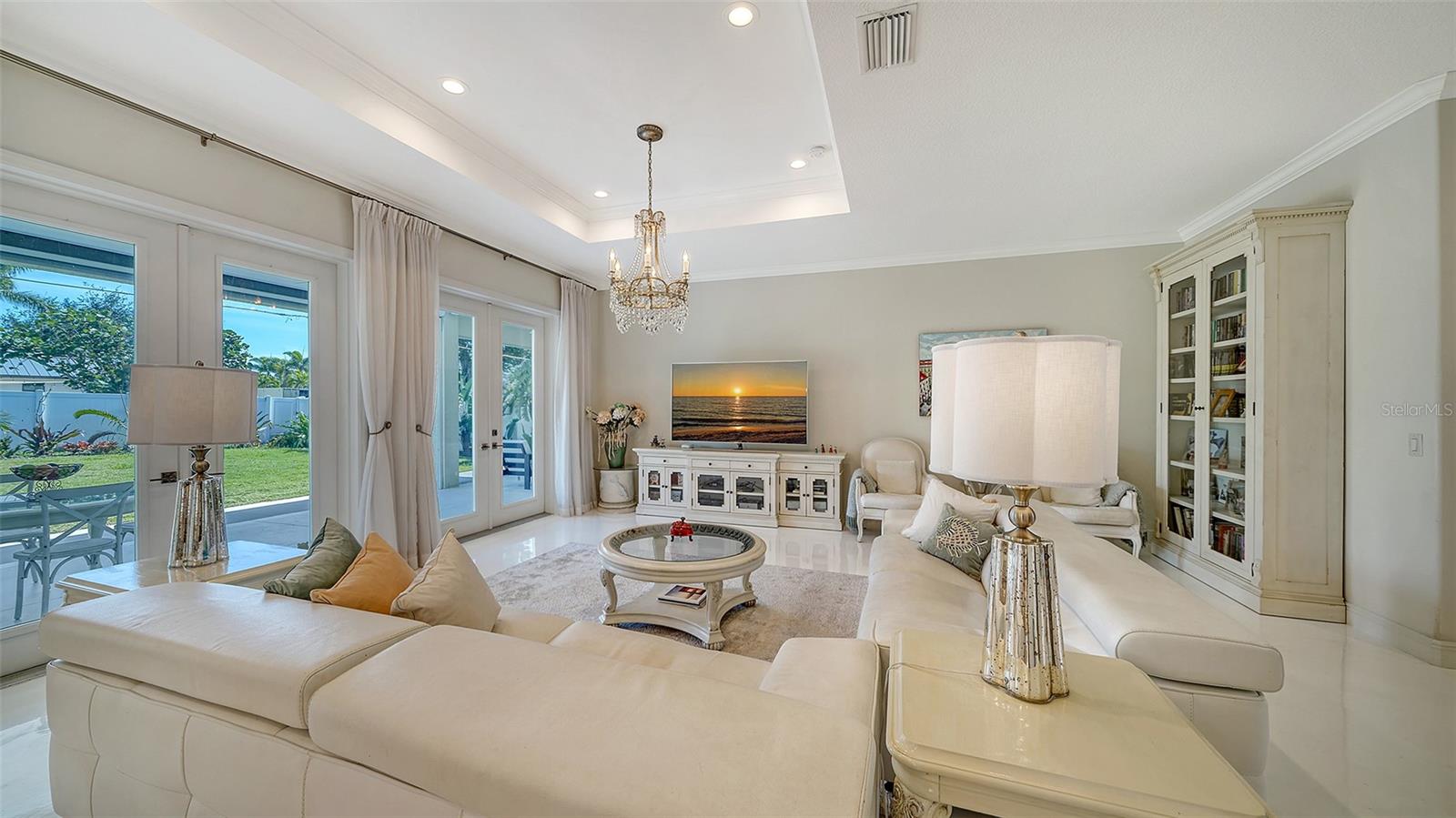 Image 21 of 78 For 1111 Mallorca Drive
