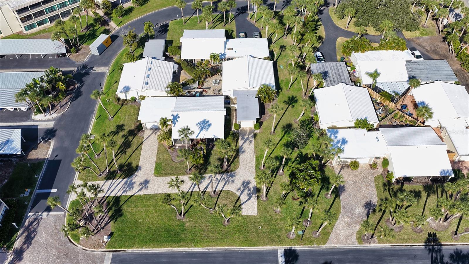 Image 2 of 73 For 204 Hourglass Way V9