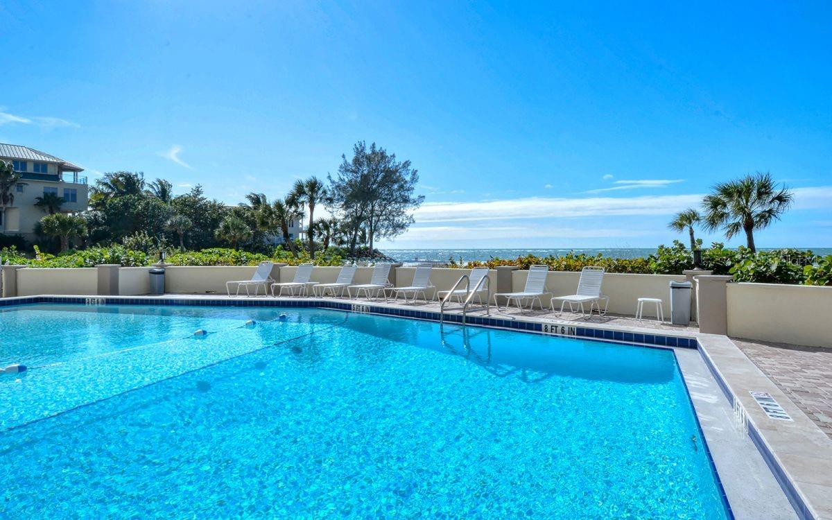 Image 50 of 73 For 204 Hourglass Way V9