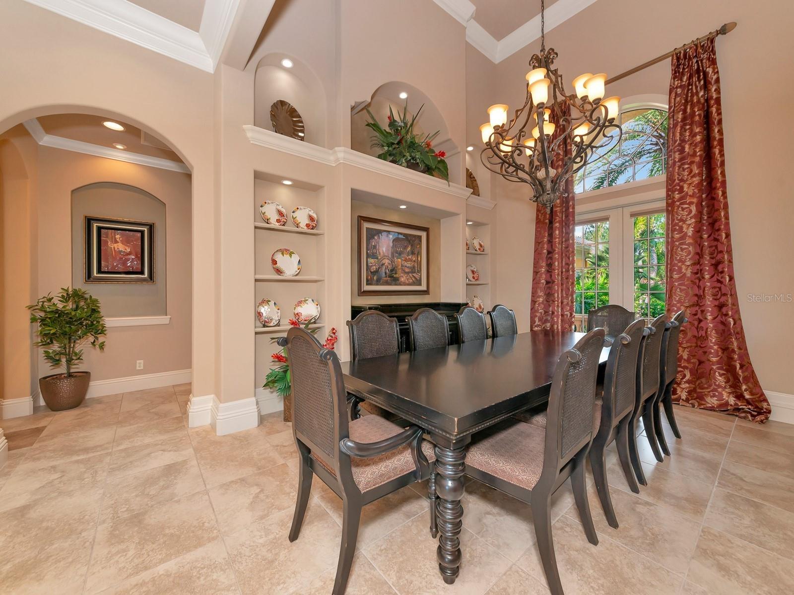 Image 5 of 100 For 8305 Farington Court