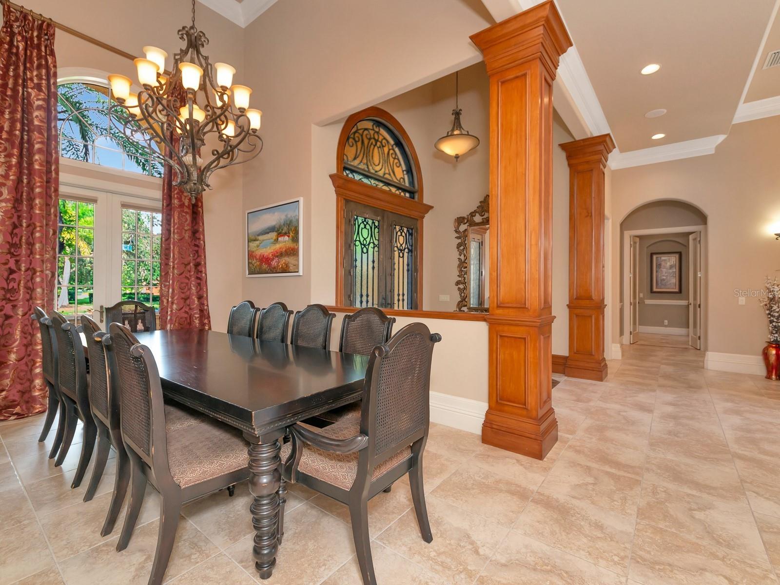 Image 6 of 100 For 8305 Farington Court