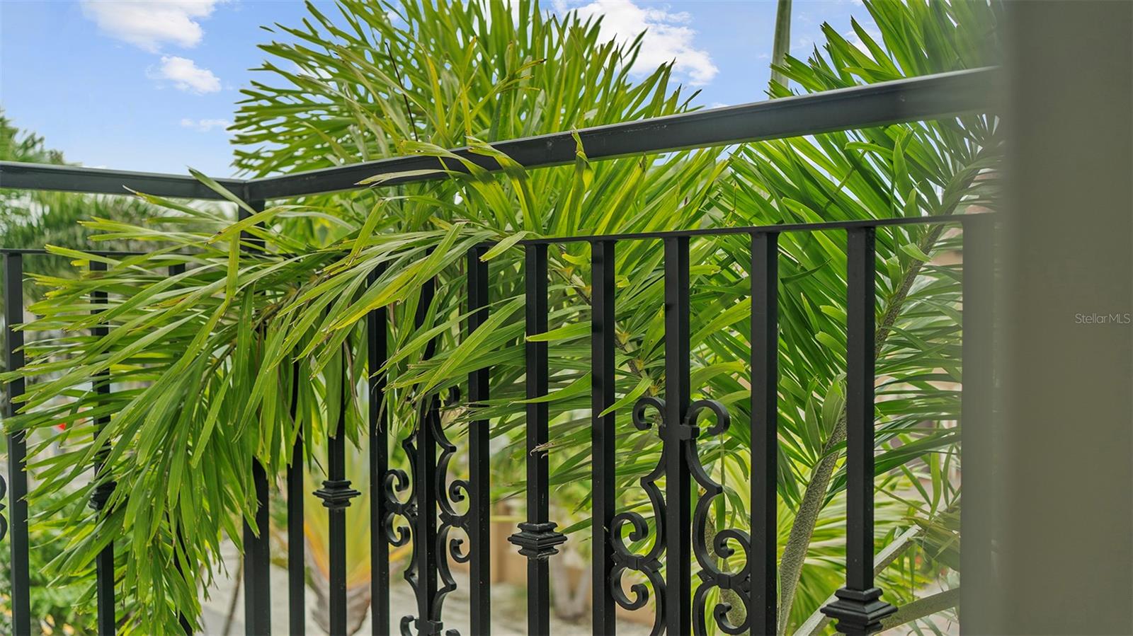 Image 44 of 58 For 324 Siesta Drive