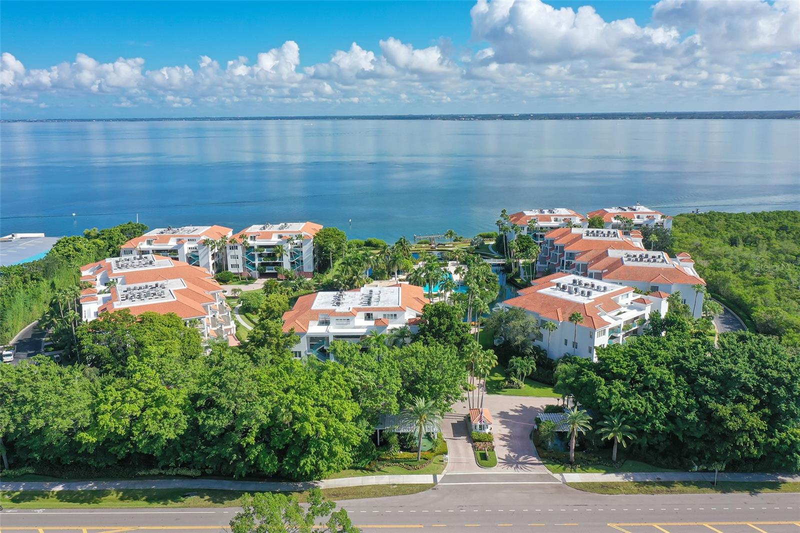 Image 3 of 57 For 350 Gulf Of Mexico Drive 211