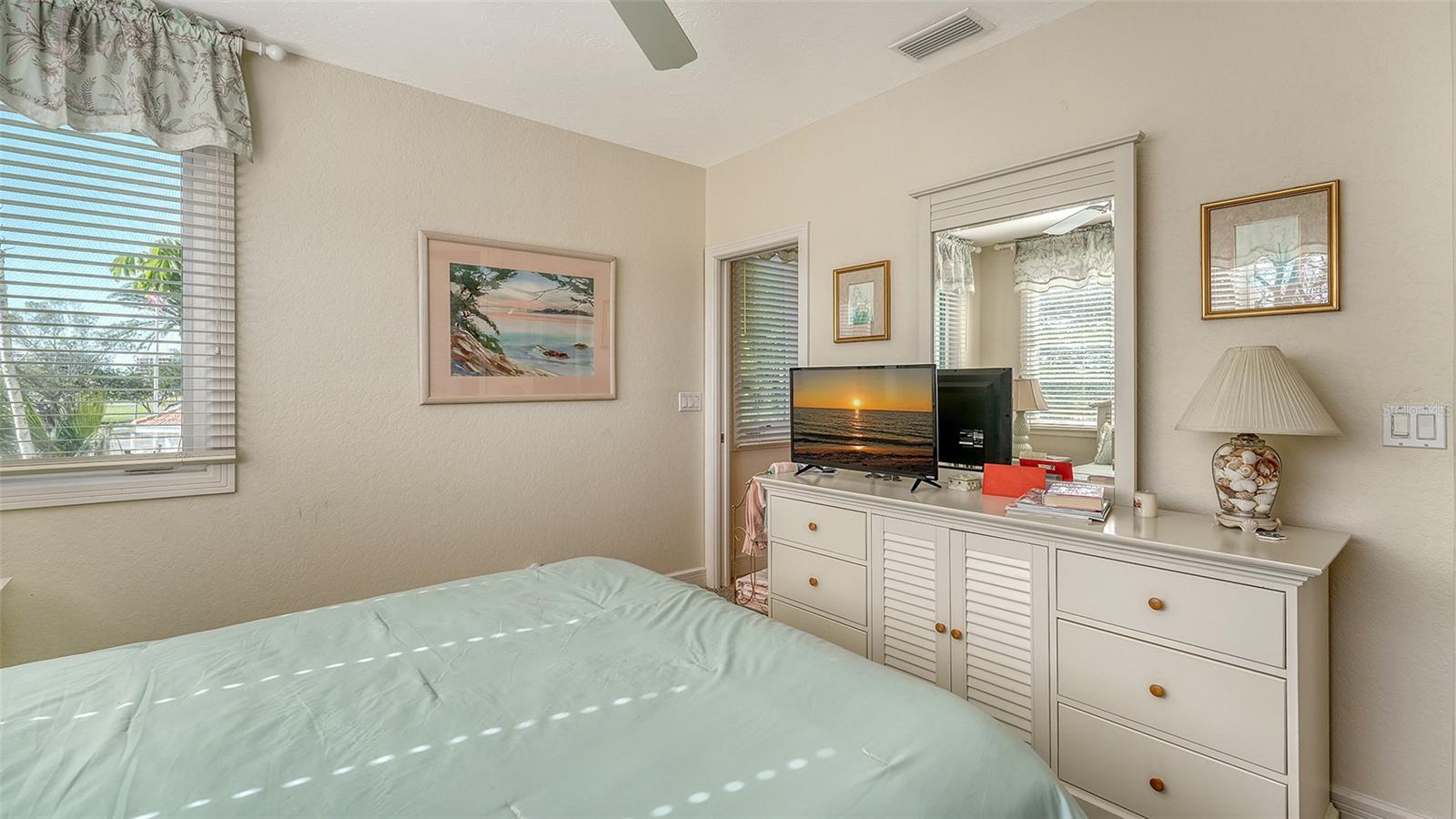Image 39 of 57 For 350 Gulf Of Mexico Drive 211