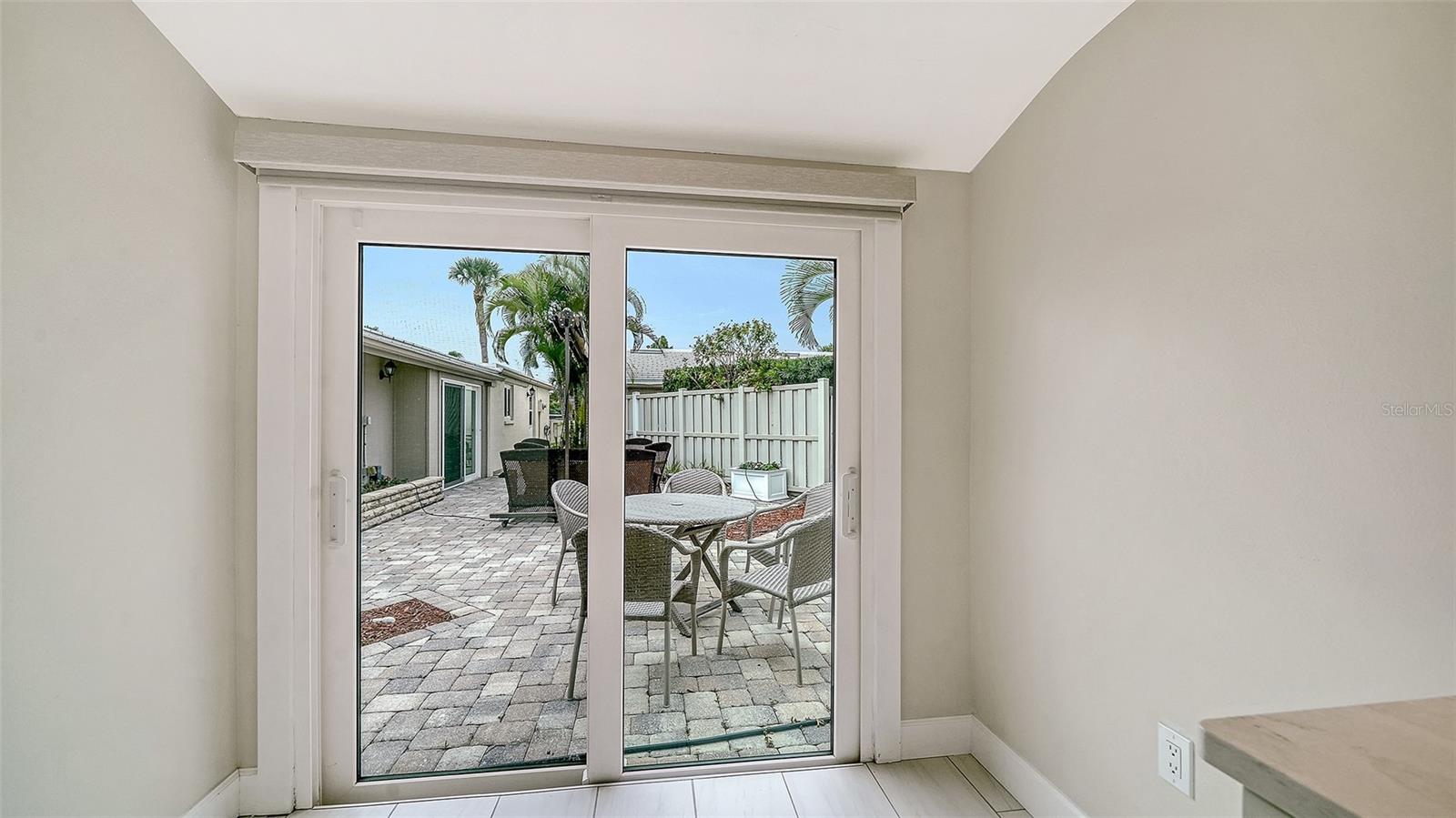 Image 18 of 63 For 206 Hourglass Way V10