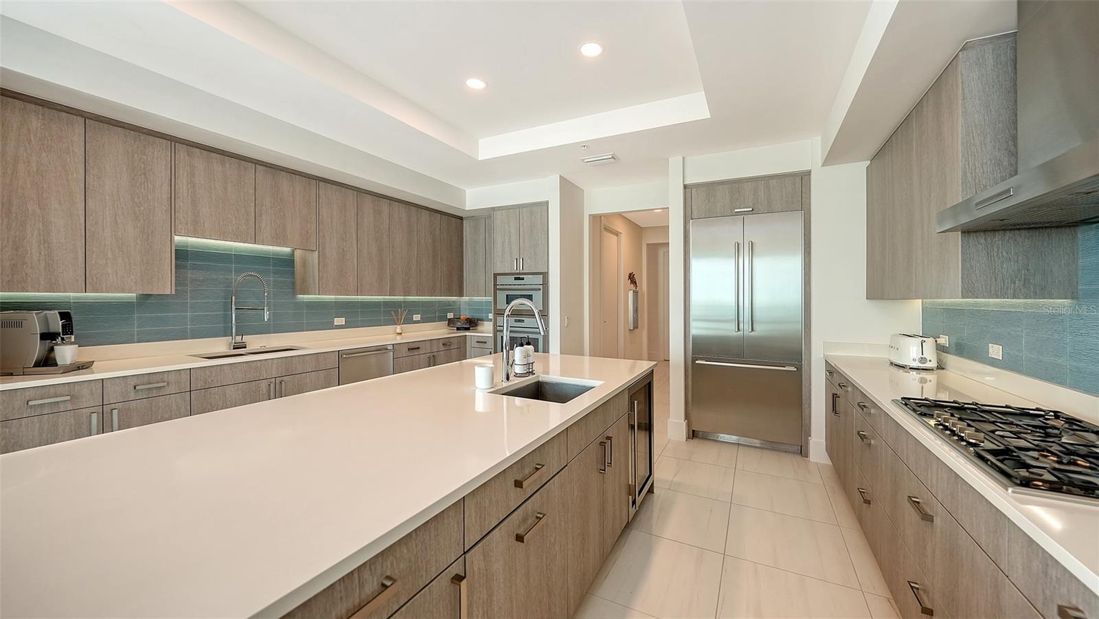 Image 22 of 84 For 540 Tamiami Trail 1702